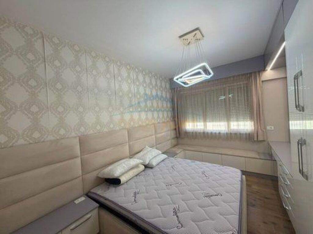 Affitto, Appartamento 2+1+2, Komuna e parisit, Kristal Center, Tirane