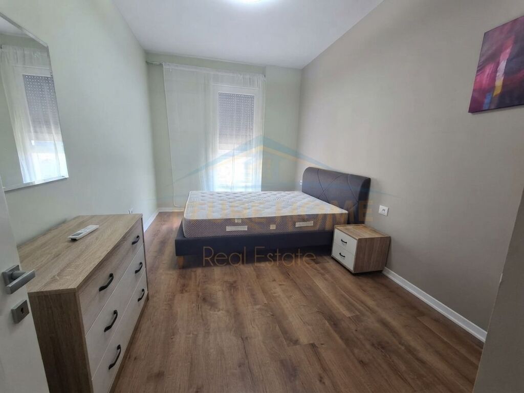Rent, Apartment 1+1, Tirana Uptown Complex, 5 May.
