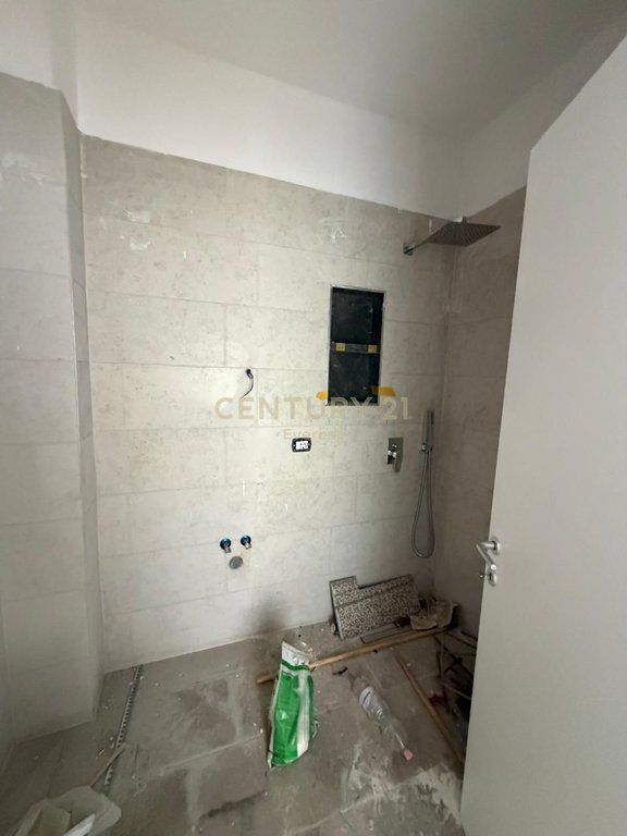 SAUK, VENDIAMO APPARTAMENTO 1+1+POSTO AUTO 115,000 €
