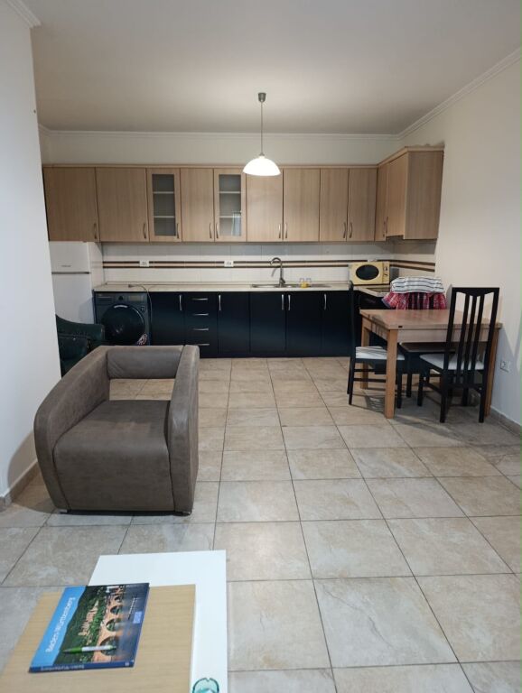 🏠 Appartamento 1+1 in affitto – Zogu i Zi Appartamento 1+1 in affitto nella zona di Zogu i Zi