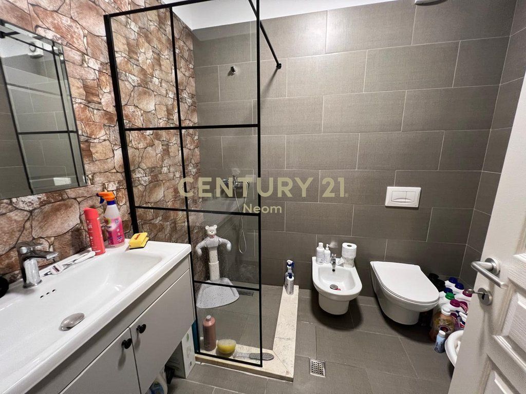 Apartament 2+1+2 për Qera| Don Bosko, Tiranë