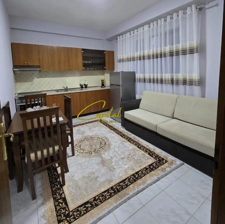 APARTAMENT ME QIRA 2+1+2 VASIL SHANTO 70.000 LEKE