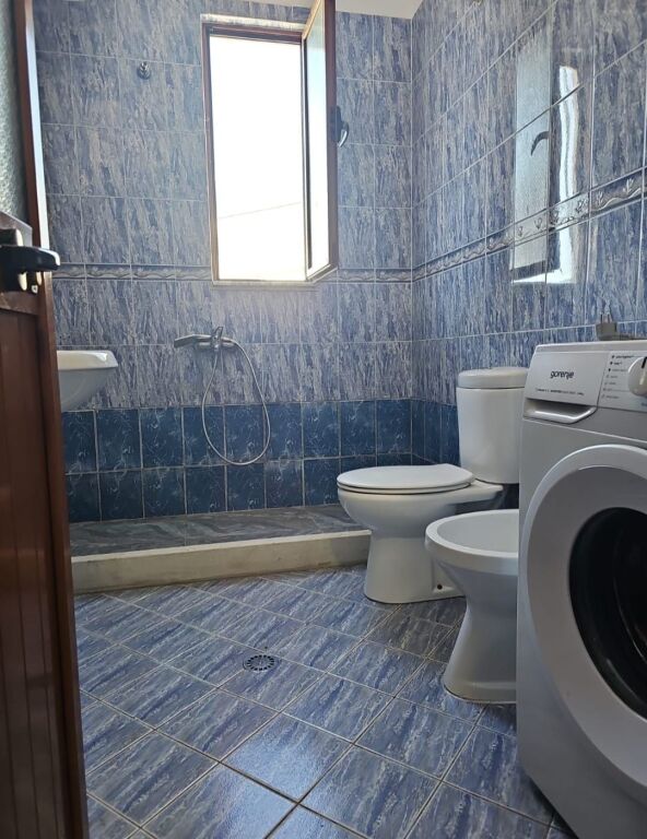 Jepet Me Qera Apartament 2+1+1 Ballkon
