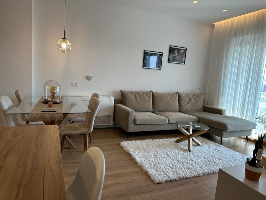 VENDESI APPARTAMENTO 2+1 + BALCONE – 21 DICEMBRE