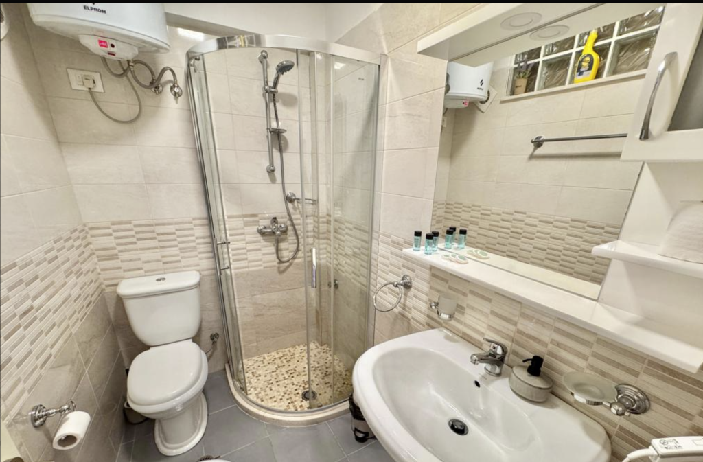 1+1 APARTMENT FOR RENT AT THE 9TH FLOOR!