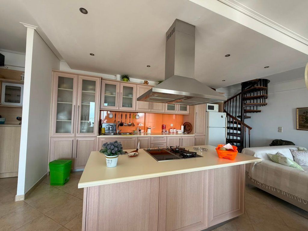 PIQERAS, HIMARE, VILE ME PAMJE NGA DETI PER SHITJE 260,000 €