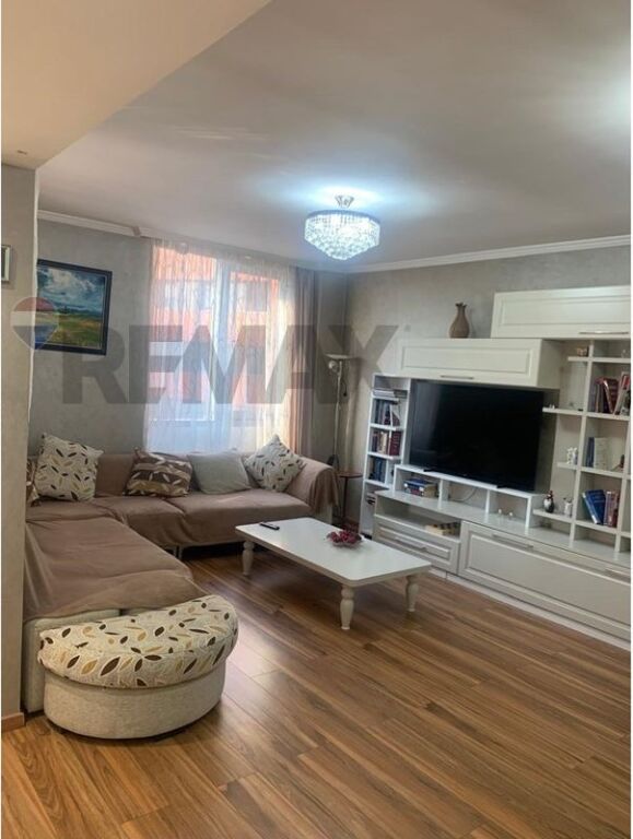 Apartament - Për Qira - Ura e Tabakëve, Tiranë