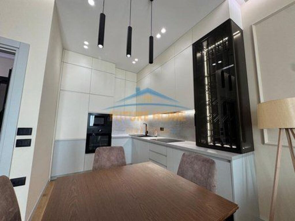 Qera, Apartament 1+1, Rruga e Kavajes, Tirane