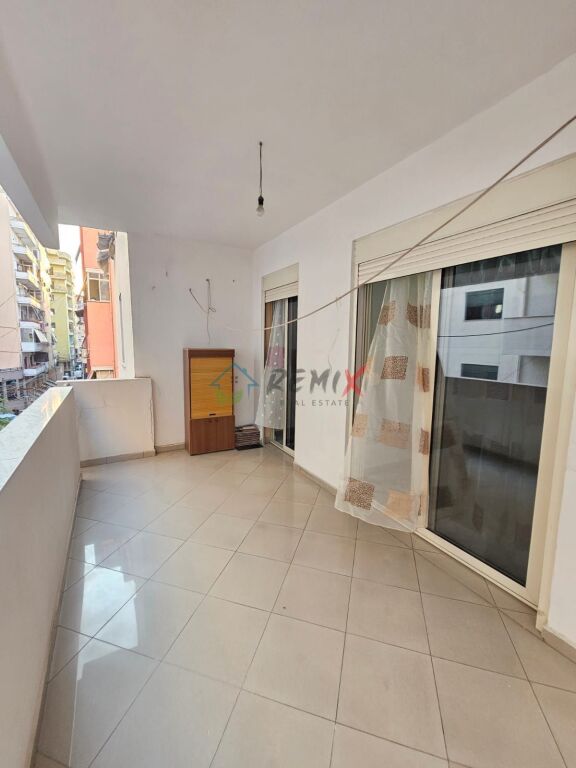 🏡 JEPET ME QERA APARTAMENT 1+1 PRANE KAZAZIT