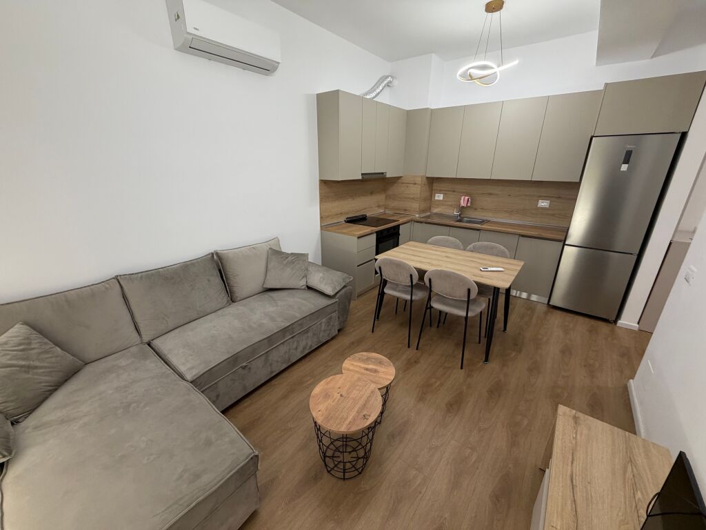 Jepet me qera Apartament 1+1 Ali Demi Kompleksi Kaimi
