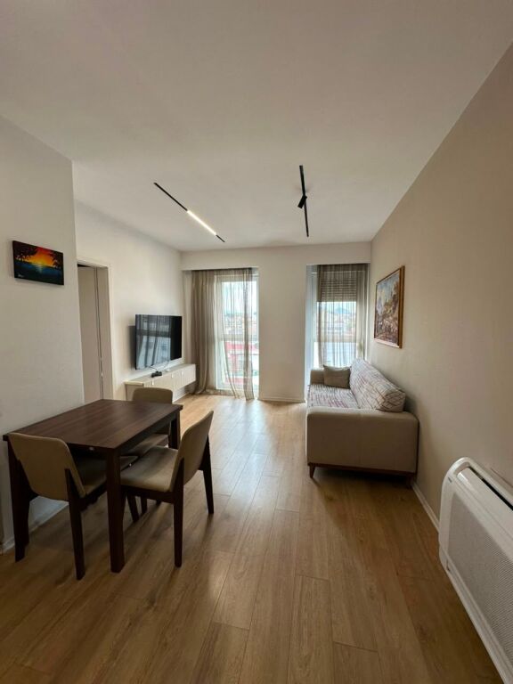 Jepet me qira apartament 1+1