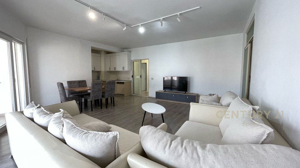 Apartament 3+1+2 Per Qira Ne Astir