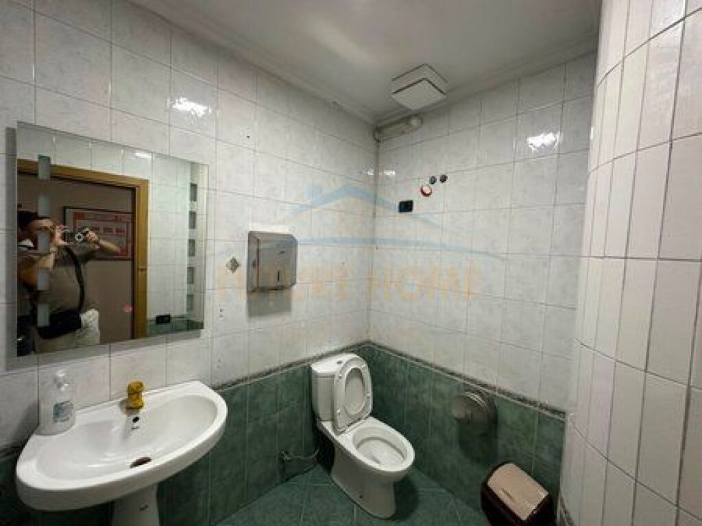For rent, Office space, Blloku, Tirane.