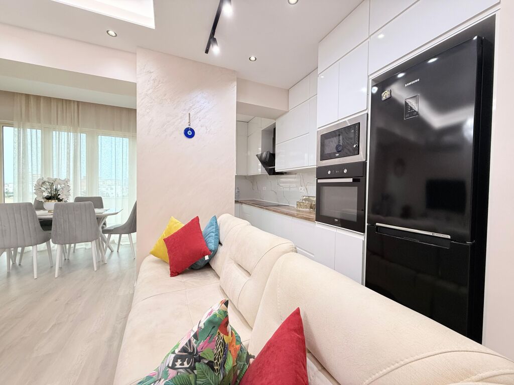 APARTAMENT 2+1+2 ME QERA – TRANSBALLKANIKE, VLORË
