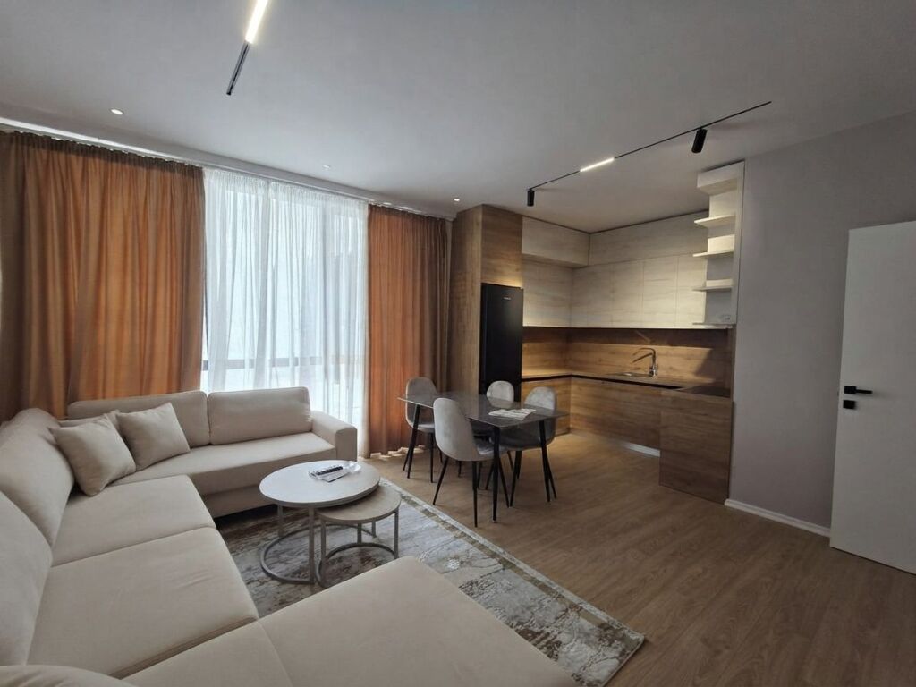 Qera, Apartament 1+1+Post Parkimi