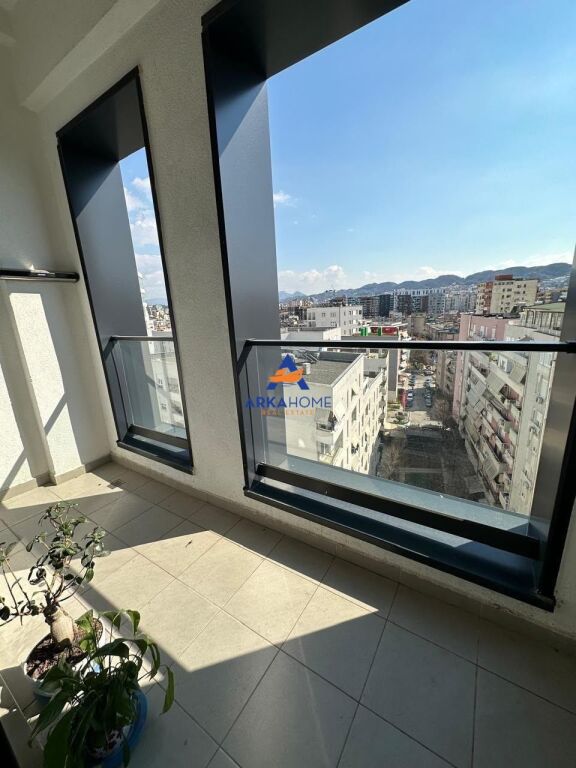 IN VENDITA APPARTAMENTO 2+1 "COMPLESSO MAGNET, 21 DICEMBRE" 27.000.000 LEKE