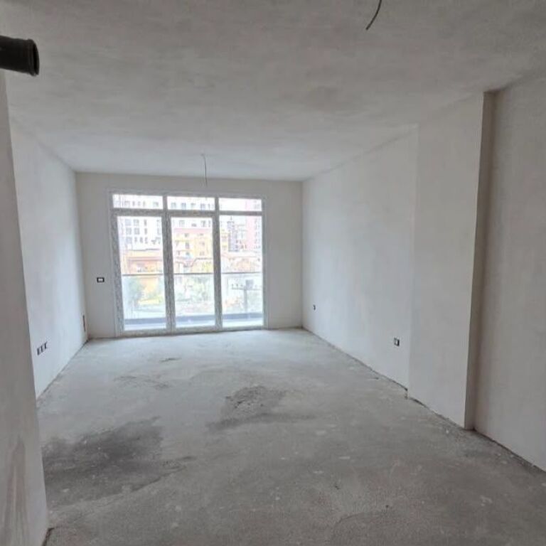 🏡 SHITET APARTAMENT 3+1+2 – RRUGA JORDAN MISJA ✨