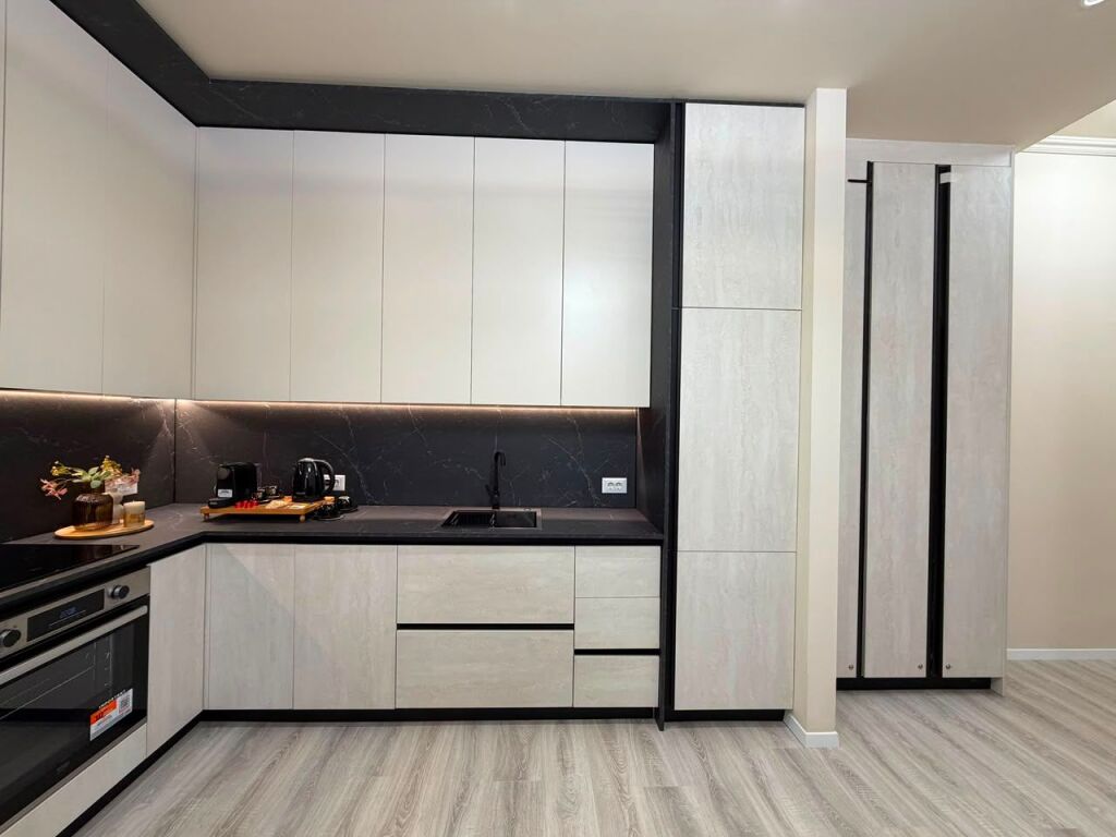 APARTAMENT 1+1 ME QIRA TE KOMPLEKSI DELIJORGJI