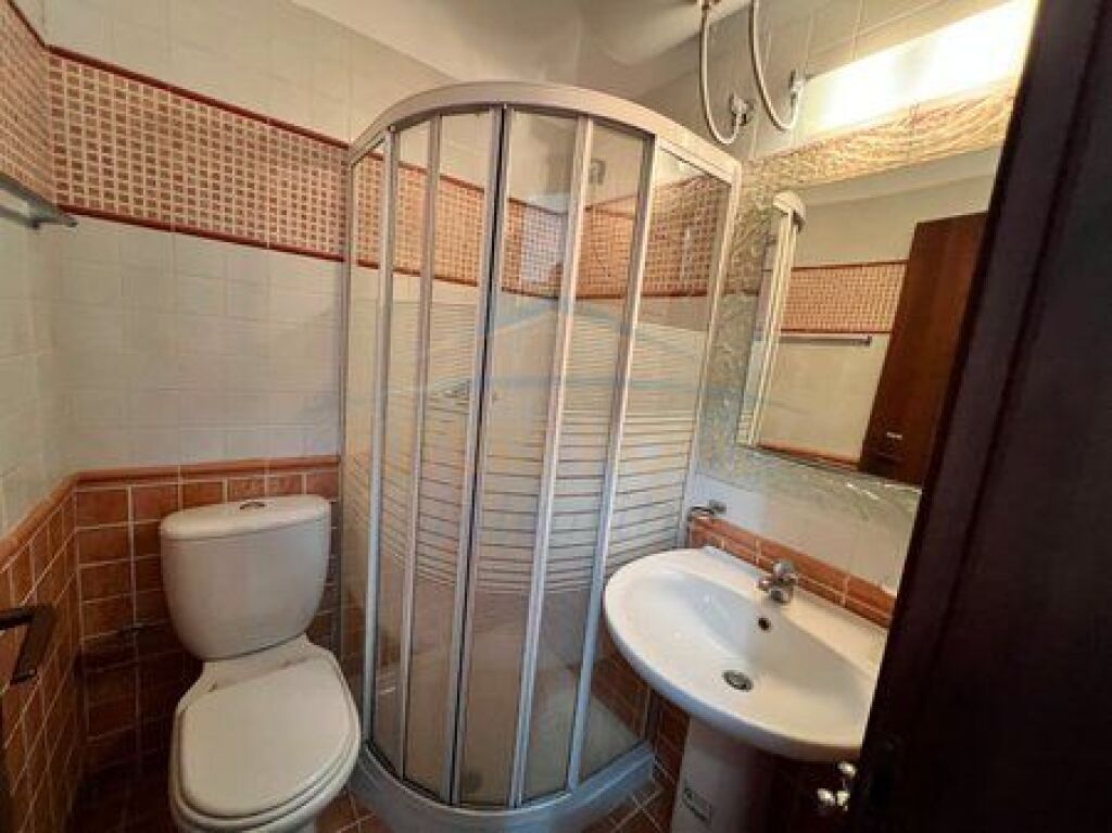 Rent, Apartment 2+1+2, Elbasanit Street, Tirana.