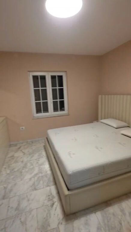 Via Dritan Hoxha, Complesso Karavan, appartamento in affitto, 2+1+2+parcheggio, 85.000 Leke