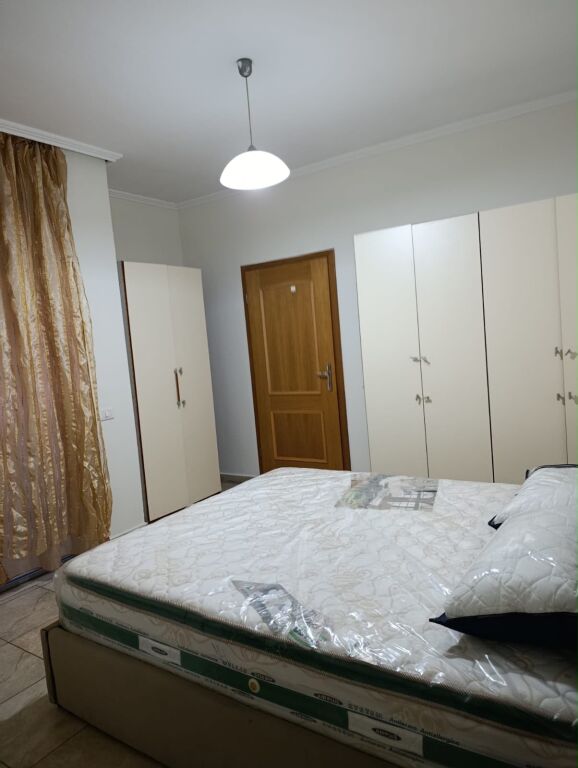 🏠 Appartamento 1+1 in affitto – Zogu i Zi Appartamento 1+1 in affitto nella zona di Zogu i Zi