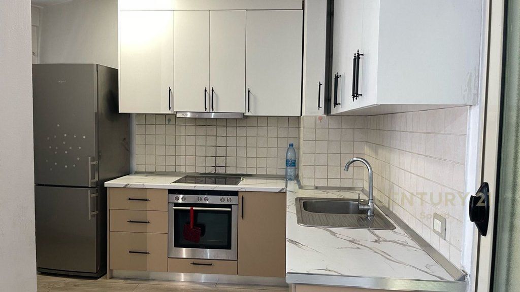 Apartament 3+1+2 Per Qira Ne Astir