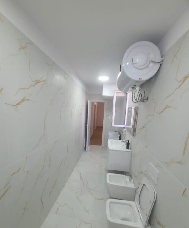 Affitto | Apartament 2 + 1 | Pazari i Ri | 1000 €/mese
