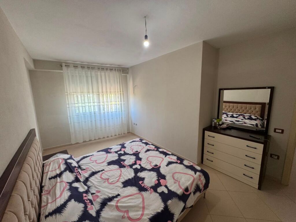 JEPET APARTAMENT  ME QERA  2+1 PLAZH HEKURUDHA