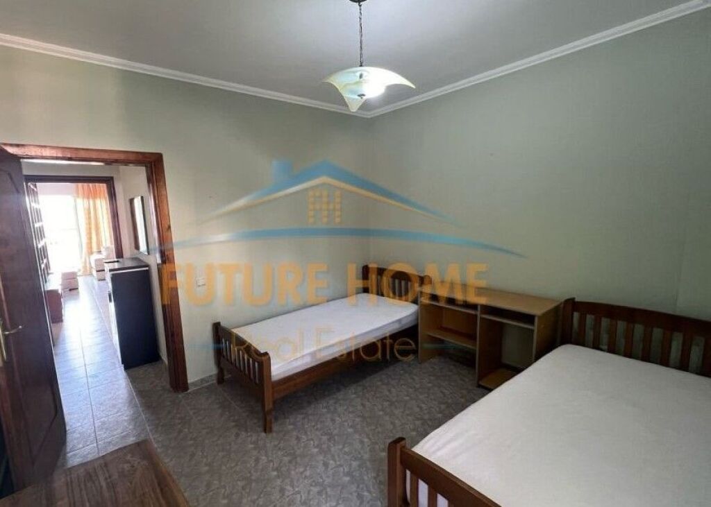 Qira, Apartament 2+1, Komuna e Parisit, Tiranë.