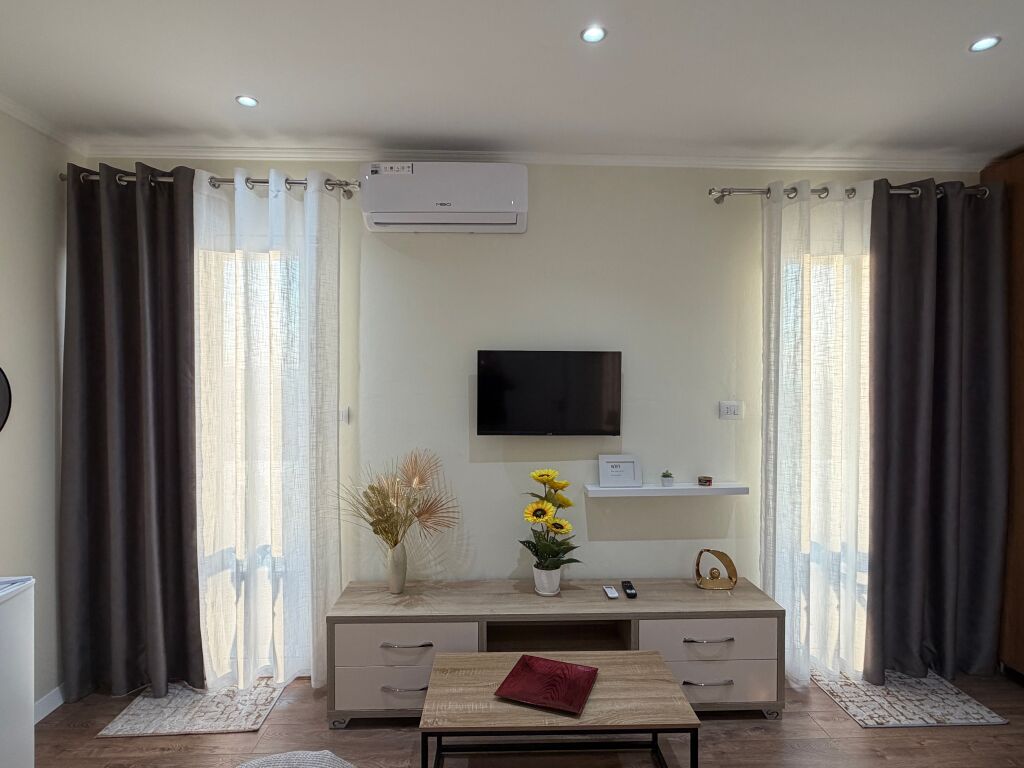 Apartament me qera