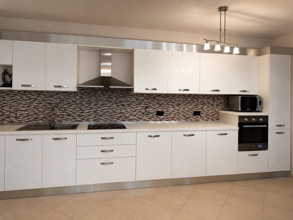 APARTMENT FOR RENT 2+1 FROSINA PLAKU 70,000 LEKE FH-88704