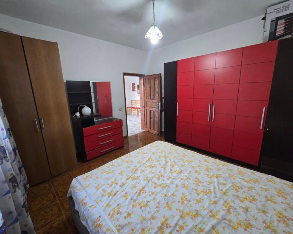 2+1/Qira📍Xhamllik 📌40 000 lek