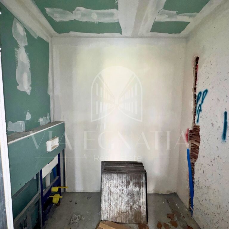 SHITET APARTAMENT 2+1, ISH PARKU SPORTIV, DURRËS