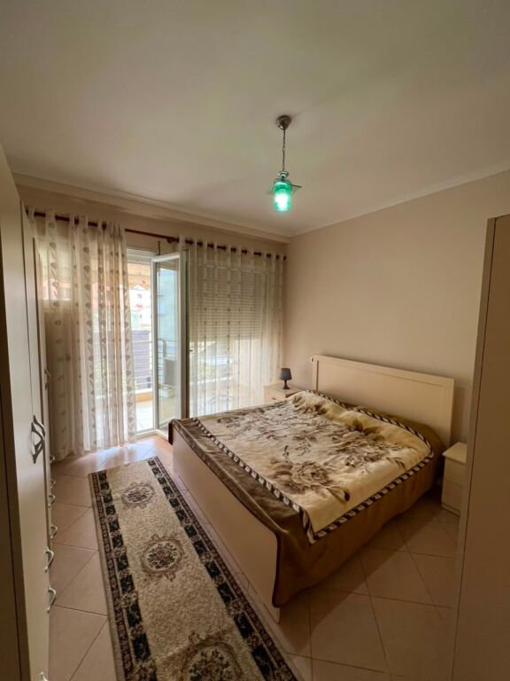 🏡 JEPET ME QIRA APARTAMENT 1+1  📍 Vendndodhja: Ali Demi, tek Muzeu i Shkencave të Natyrës💰 Çmimi: 50,000 lekë/muaj