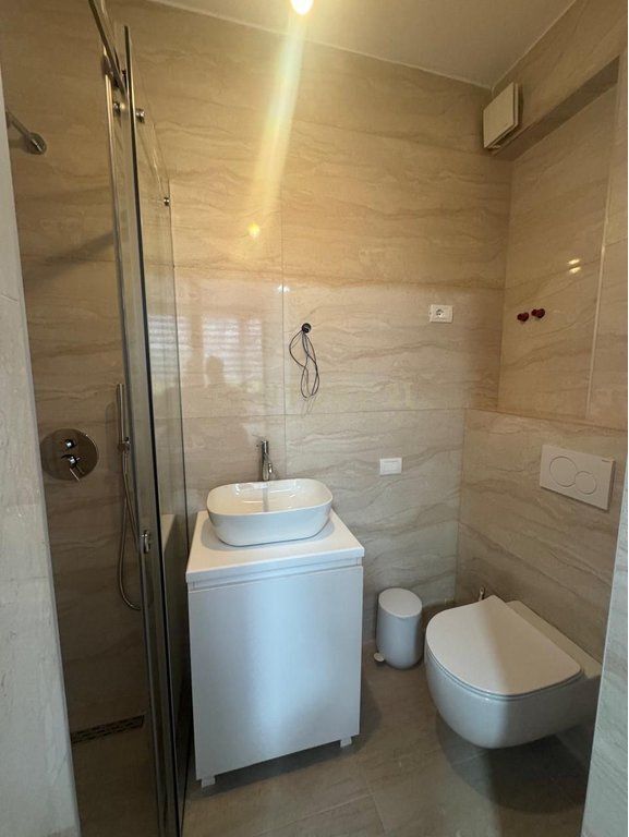 FOR RENT APARTMENT 2+1+2, OPPOSITE THE PARLIAMENT !!