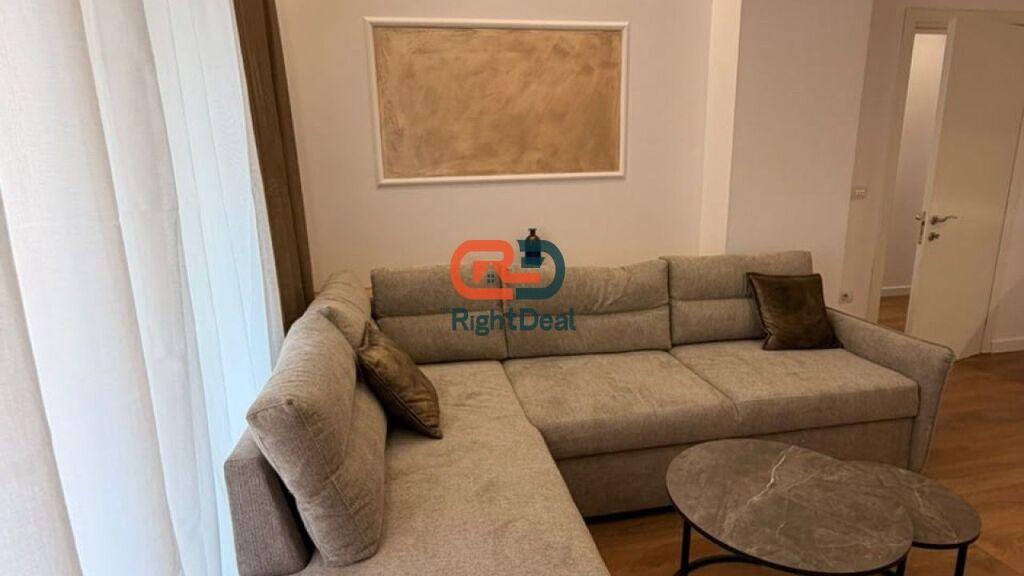 Vicino a 21-Dhjetori, Appartamento 1+1 in Vendita, Completamente Investito!!