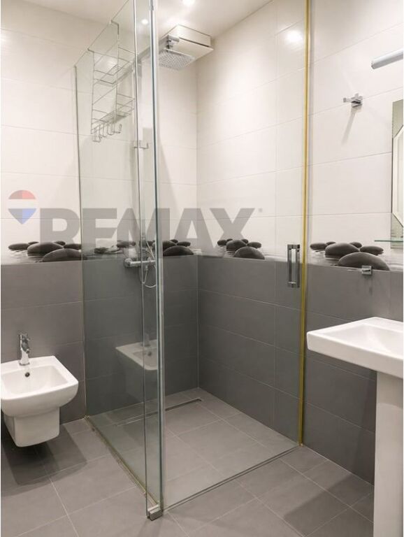Apartament 2+1 me Qira ne Qender