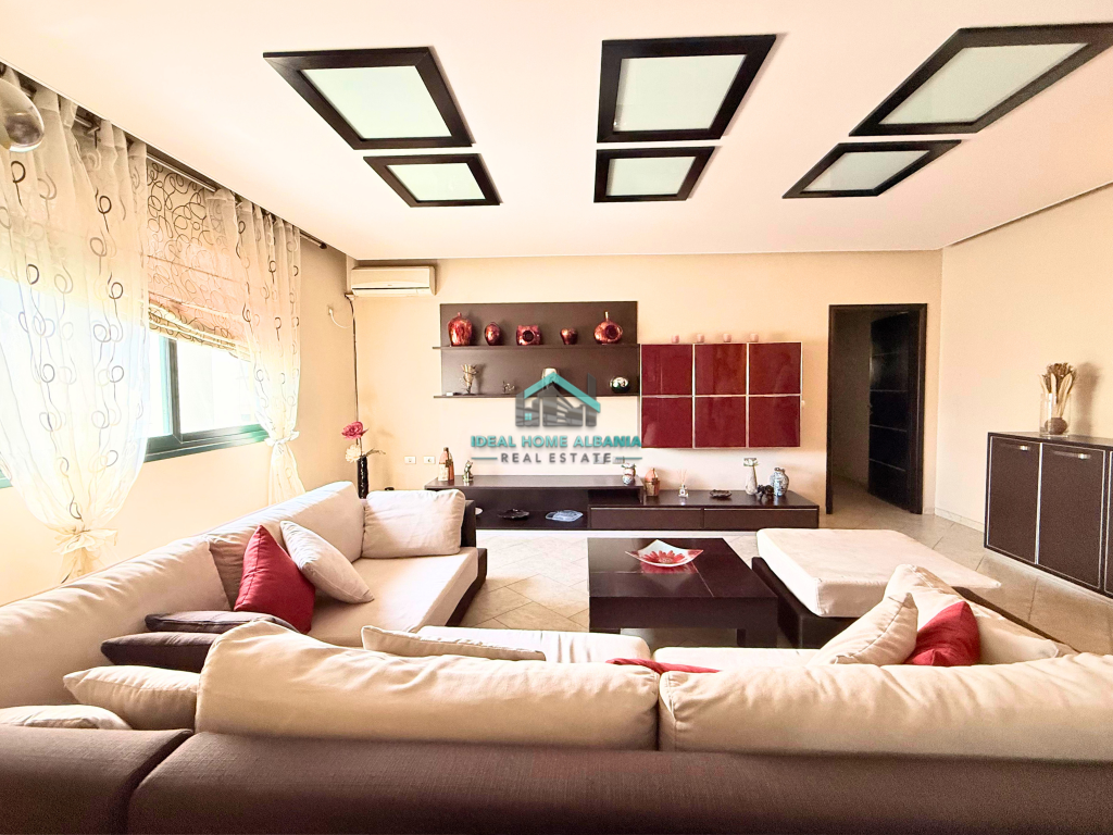 Apartament 2+1 me Qera – Vlorë