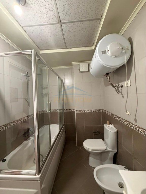 Qera, Apartament 2+1+2, Komuna e parisit, Kristal Center, Tirane