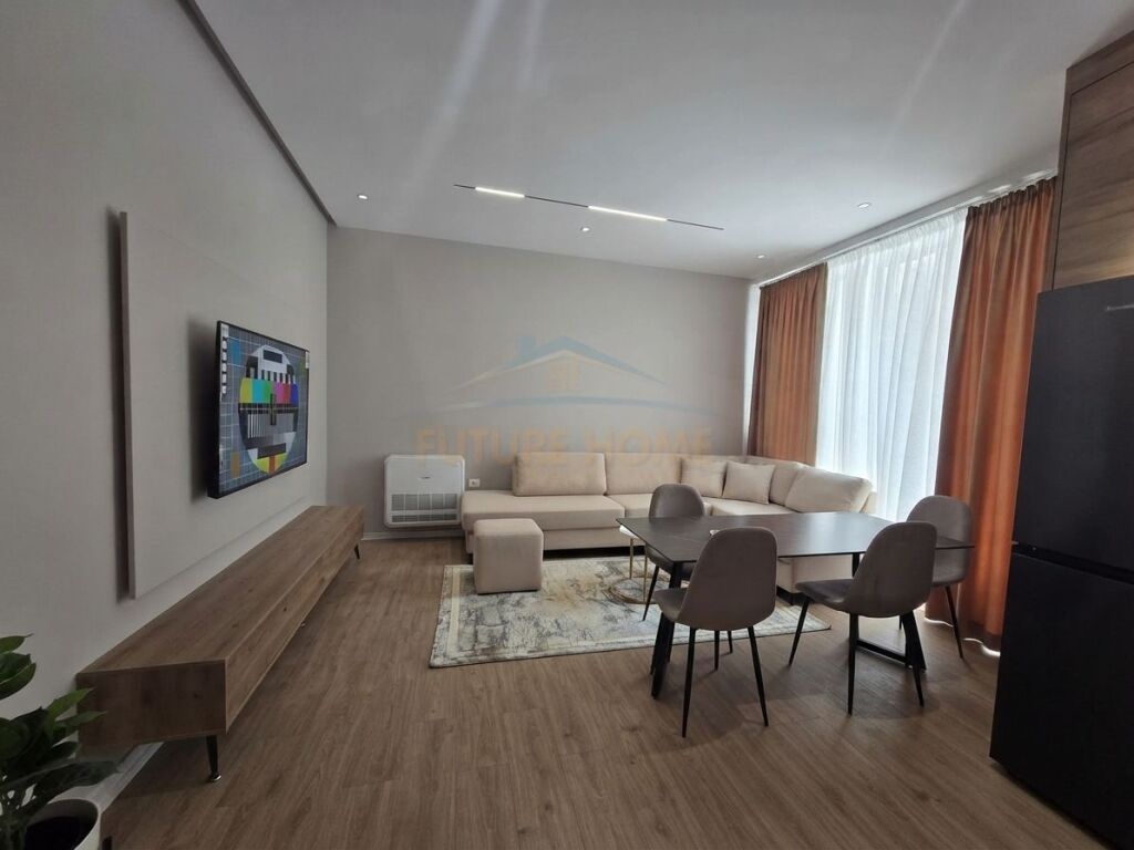 Qera, Apartament 1+1+Post Parkimi