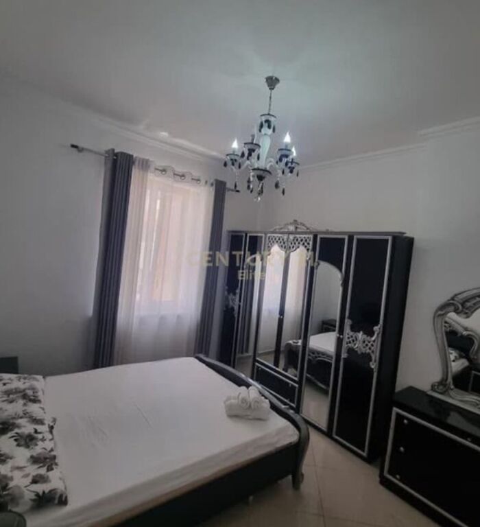 APARTAMENT ME QIRA 2+1