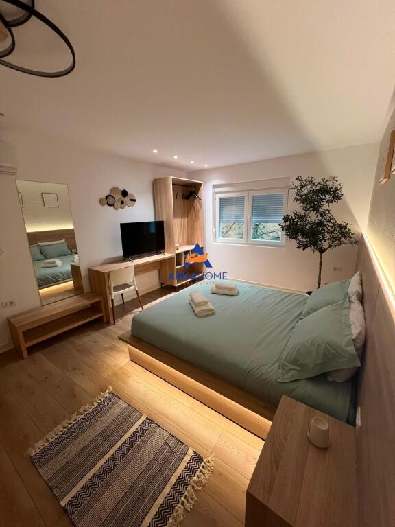 JEPET ME QERA APARTAMENT 1+1 "MULLIRI,RRUGA E DURRESIT" 60.000 LEKE