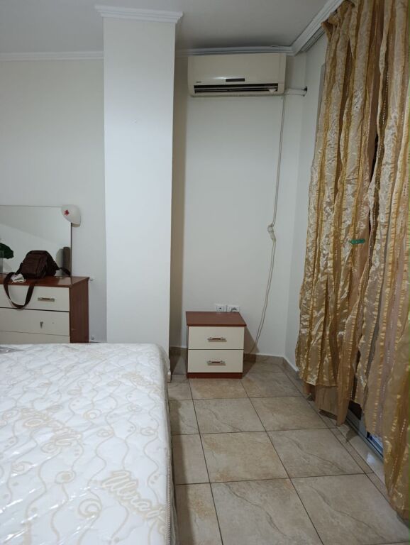 🏠 Appartamento 1+1 in affitto – Zogu i Zi Appartamento 1+1 in affitto nella zona di Zogu i Zi