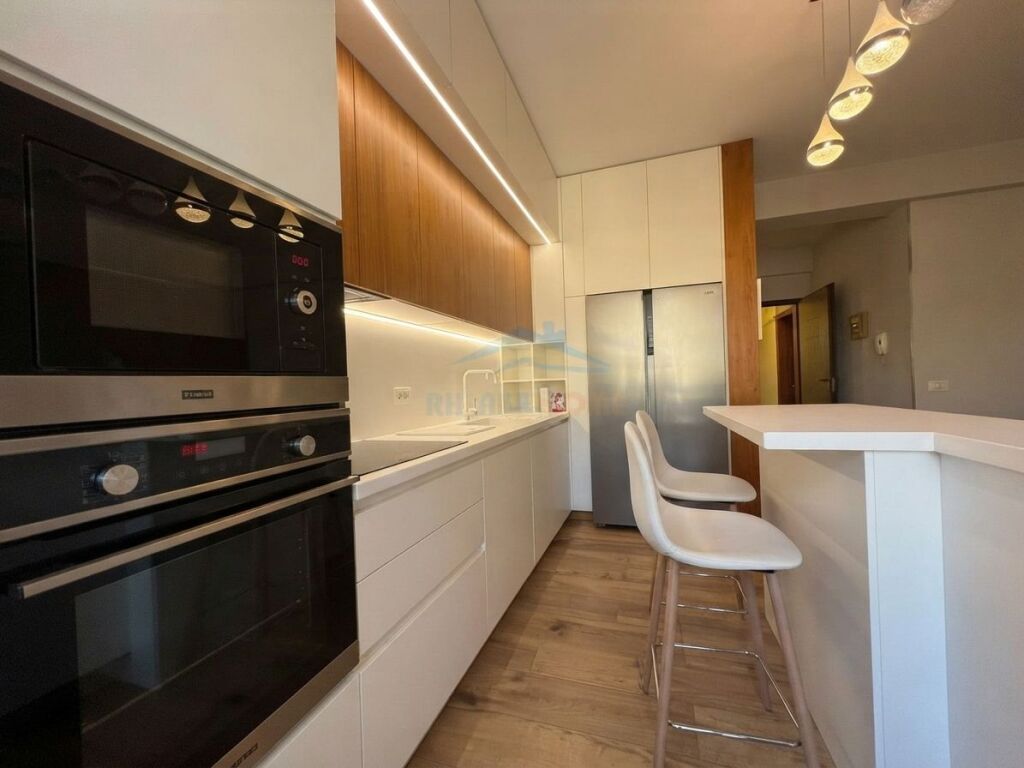 Affitto, Appartamento 2+1+2, Komuna e parisit, Kristal Center, Tirane