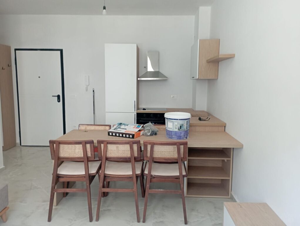 Qera | Apartament 1 + 1 | Mali i Robit | 120000 €/muaj