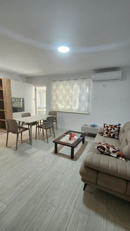 APARTAMENT 2+1