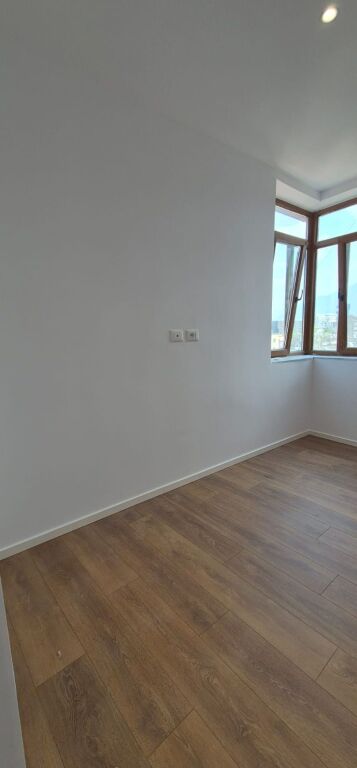 SHITET APARTAMENT 1+1 – RRUGA FADIL BODINAKU   ID 5358