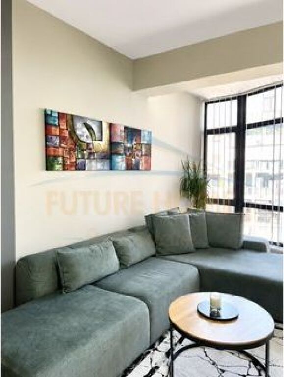 Shitet, Apartament 2+1, Rruga e Kavajes.