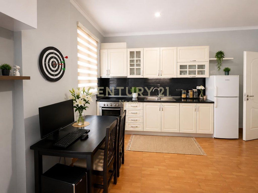 Apartment 2+1 for Rent in the Siri Kodrës area.