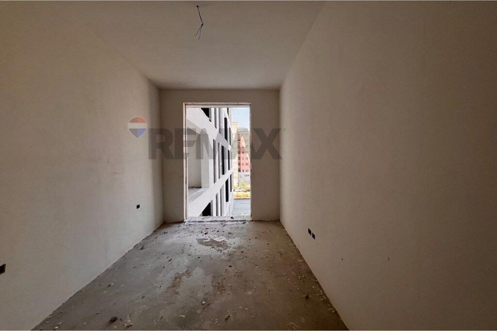 Apartament 1+1 në shitje në Kamëz